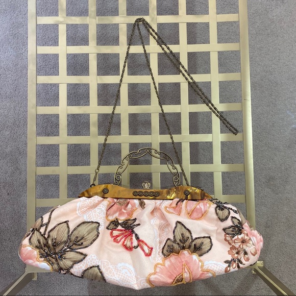 Floral Beaded Handbag - Picture 8 of 8